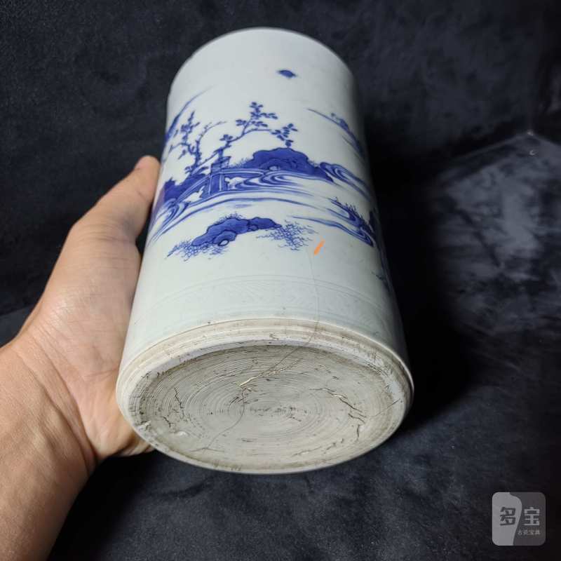 明崇祯 青花封侯拜相图笔筒 - 图3